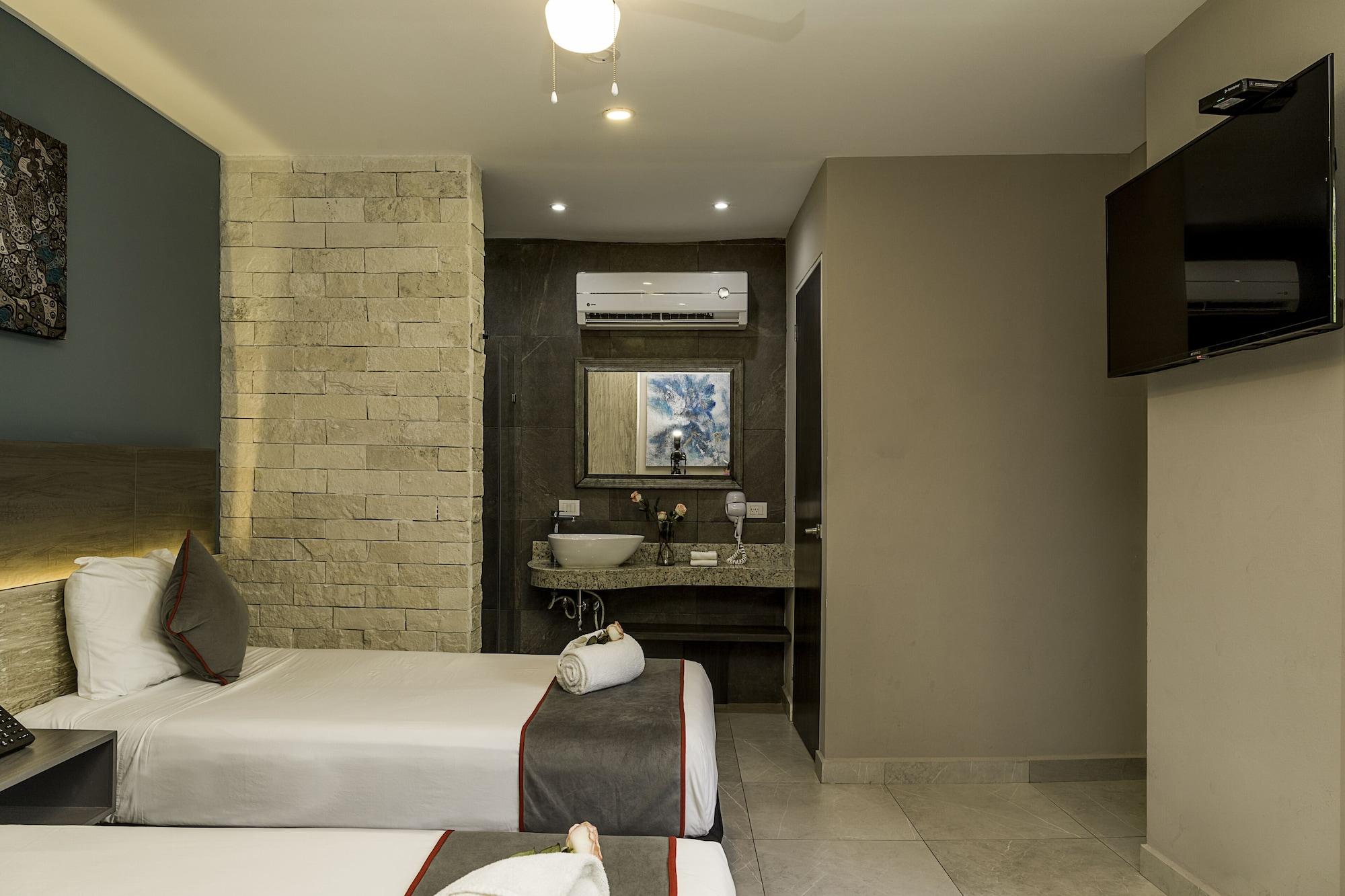 Bfh Attraction Deluxe Hotel Playa del Carmen Eksteriør billede