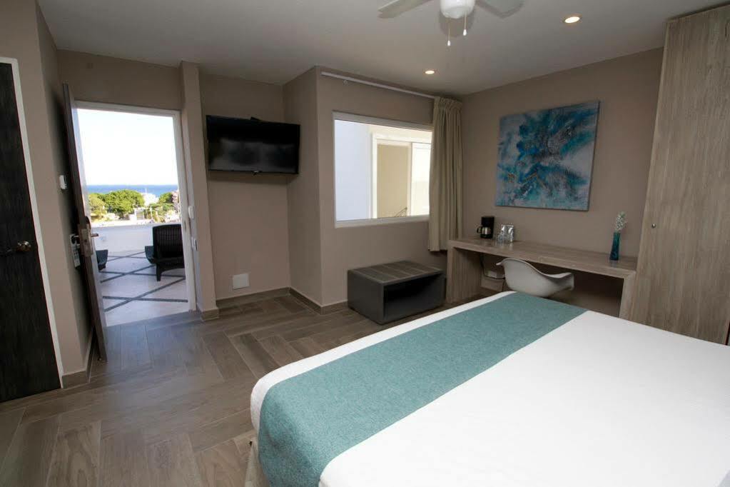Bfh Attraction Deluxe Hotel Playa del Carmen Eksteriør billede